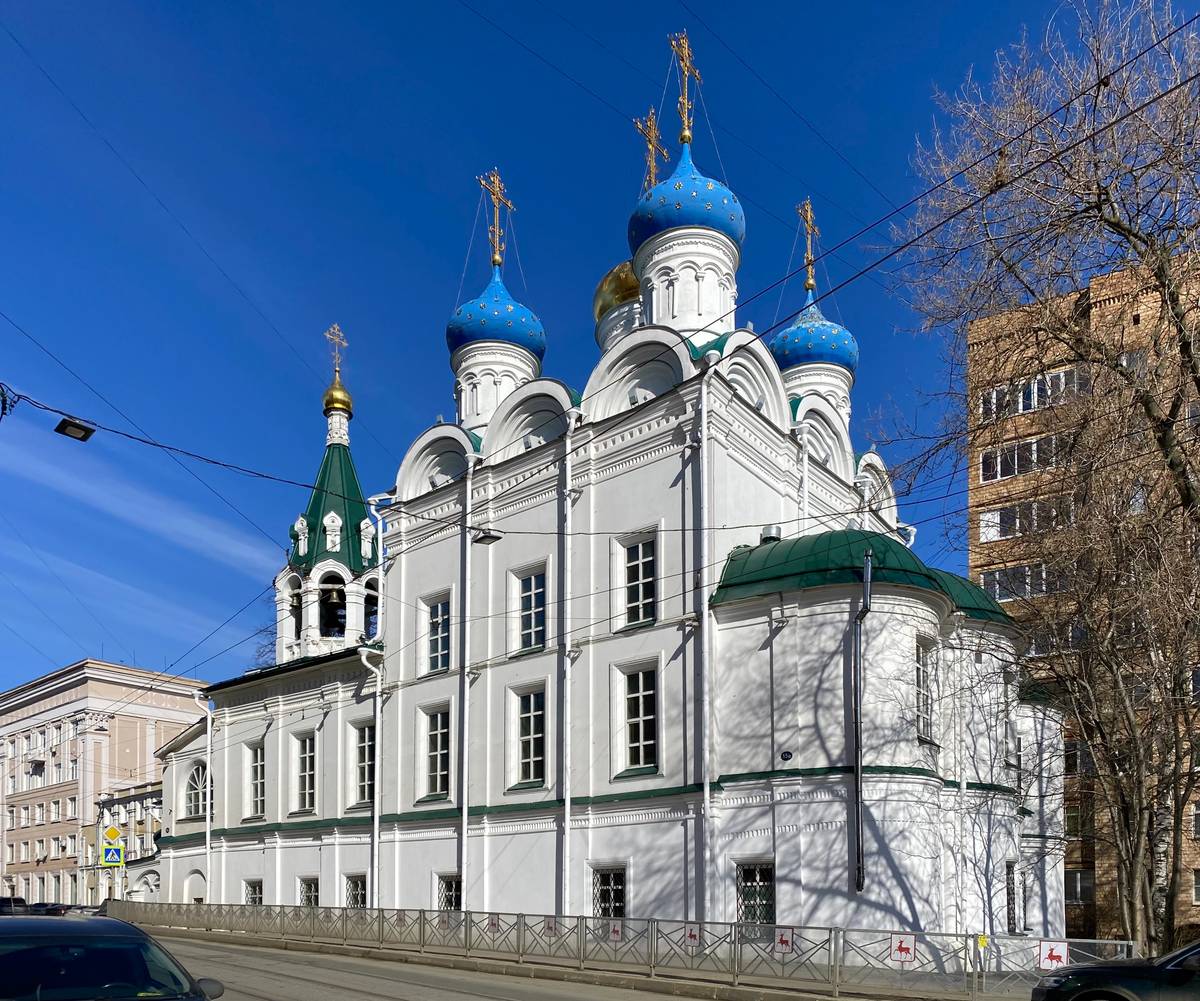 Вид с юго-востока, фасады. Церковь Жён-мироносиц на Верхнем посаде, Нижегородский район (Нижний Новгород, город, Нижегородская область)