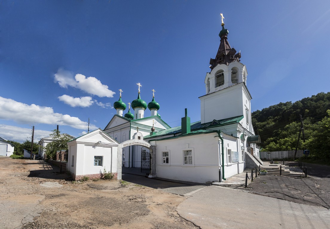 Нижегородский район. Церковь Спаса Преображения в Старых Печерах. фасады