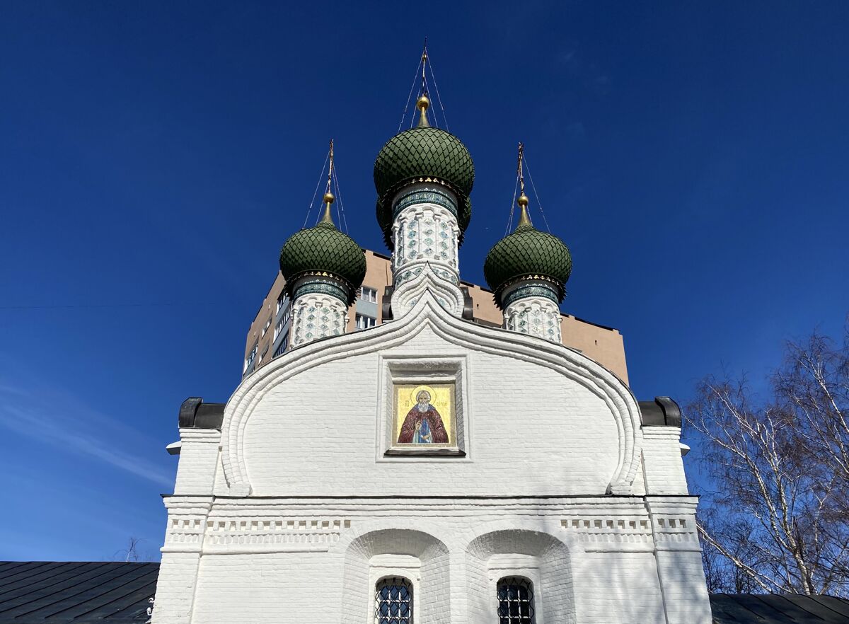 Церковь Успения Пресвятой Богородицы на Ильинской горе, Нижегородский район (Нижний Новгород, город, Нижегородская область). архитектурные детали, Завершение четверика