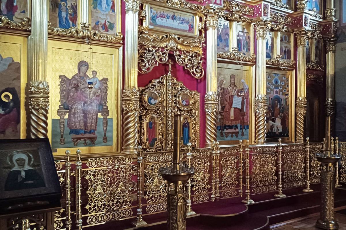 Церковь Успения Пресвятой Богородицы на Ильинской горе, Нижегородский район (Нижний Новгород, город, Нижегородская область). интерьер и убранство, Фрагмент главного иконостаса с царскими вратами