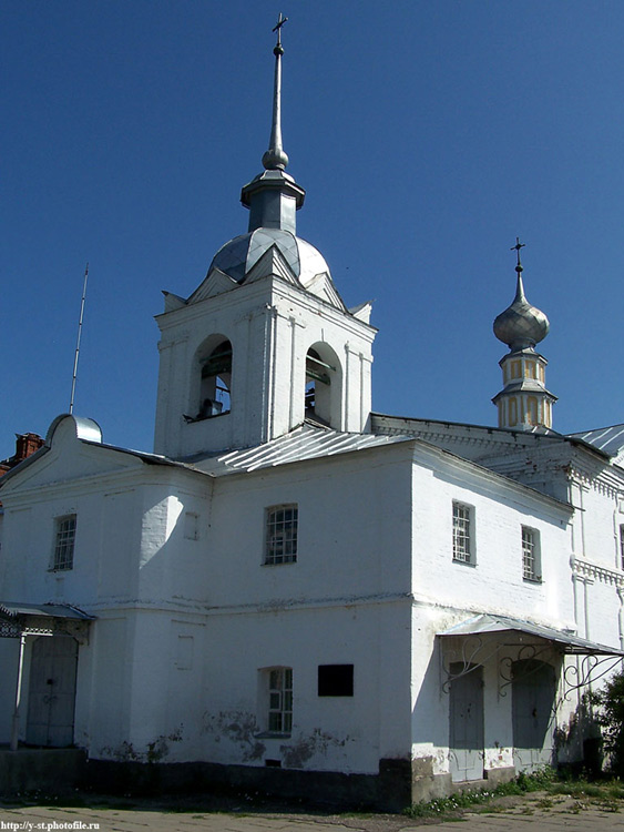 Церковь Николая Чудотворца (Кресто-Никольская), Суздаль (Суздальский район, Владимирская область). архитектурные детали, Не очень популярный вид известной церкви. Ракурс со стороны реки.