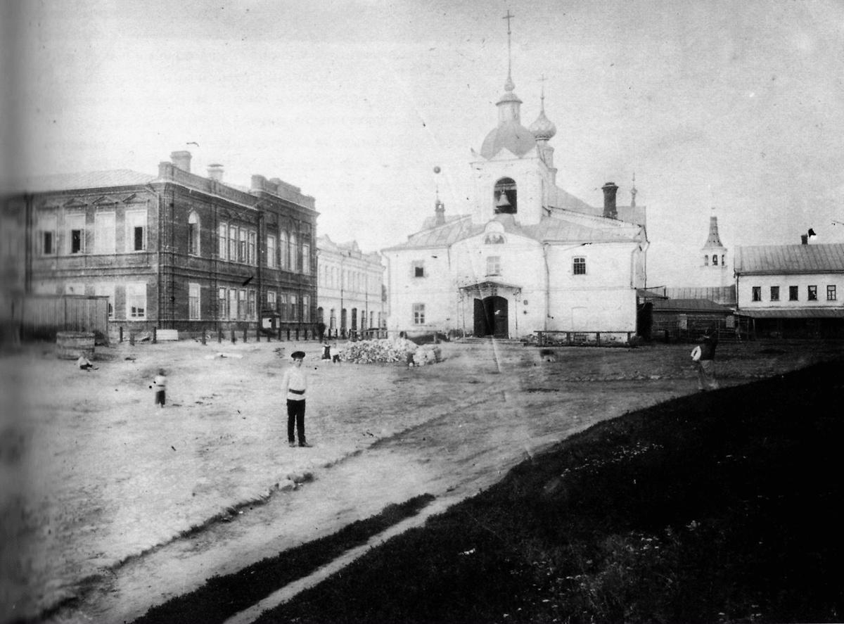 Кресто-Никольская церковь в начале XX века. Фотограф А.А. Соболев., архивная фотография. Церковь Николая Чудотворца (Кресто-Никольская), Суздаль (Суздальский район, Владимирская область)