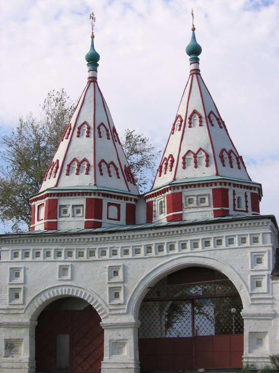 Суздаль. Ризоположенский женский монастырь. фасады, Святые ворота