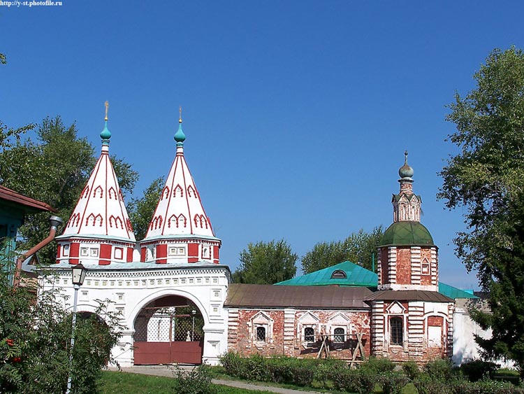 Суздаль. Ризоположенский женский монастырь. фасады