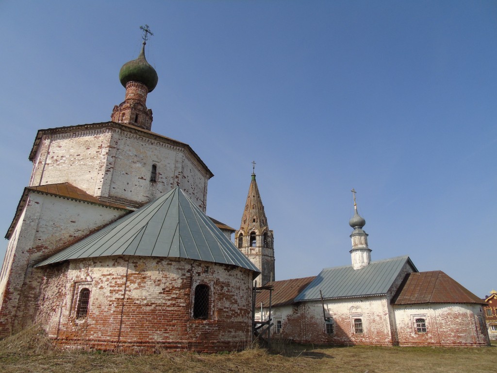 Храмовый комплекс. Церкви Воздвижения Креста Господня и Космы и Дамиана, Суздаль (Суздальский район, Владимирская область). фасады