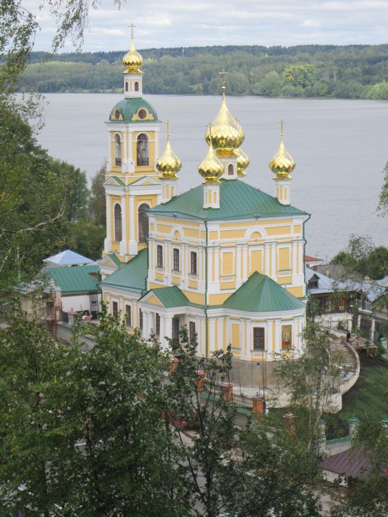 Церковь Воскресения Христова, Плёс (Приволжский район, Ивановская область). фасады