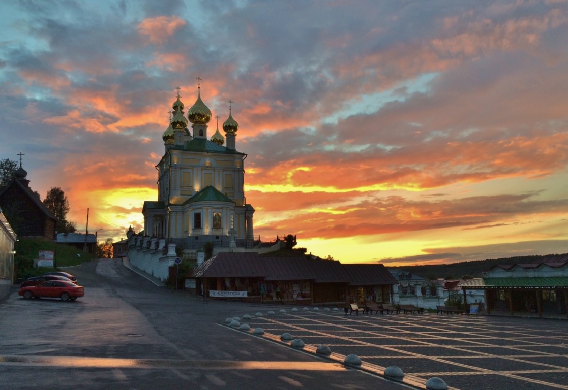 Плёс. Церковь Воскресения Христова. художественные фотографии