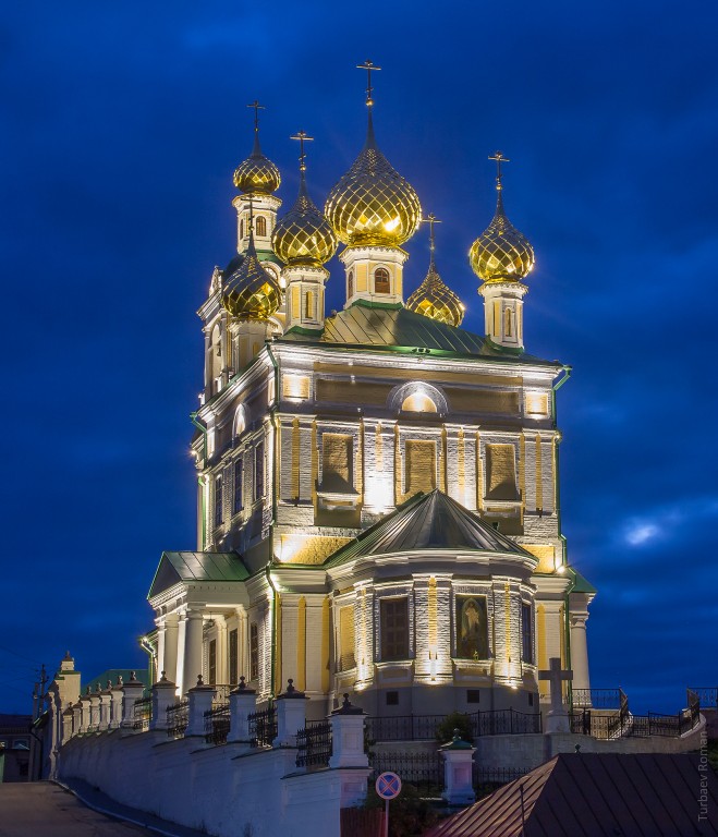 Церковь Воскресения Христова, Плёс (Приволжский район, Ивановская область). художественные фотографии, В вечерней подсветке