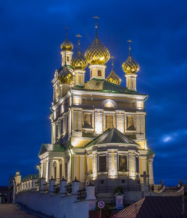 Плёс. Церковь Воскресения Христова. художественные фотографии, В вечерней подсветке