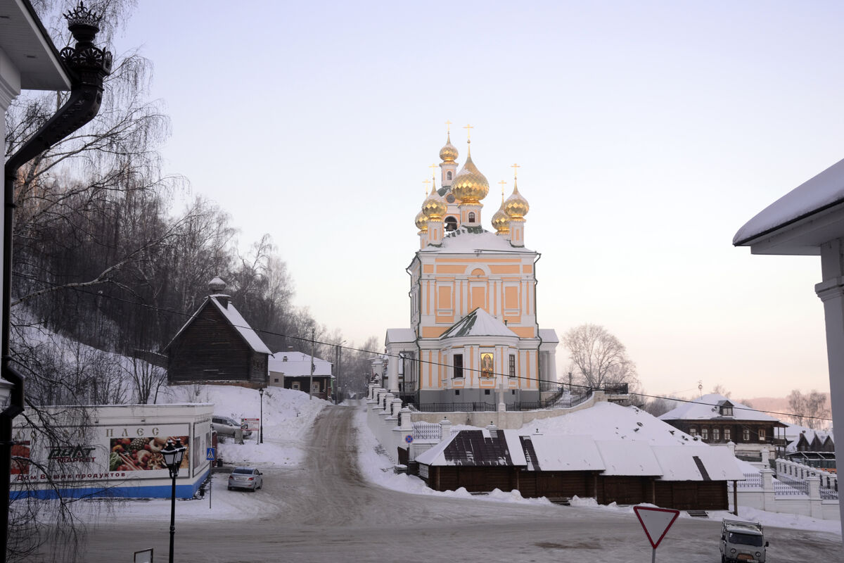Церковь Воскресения Христова, Плёс (Приволжский район, Ивановская область). общий вид в ландшафте