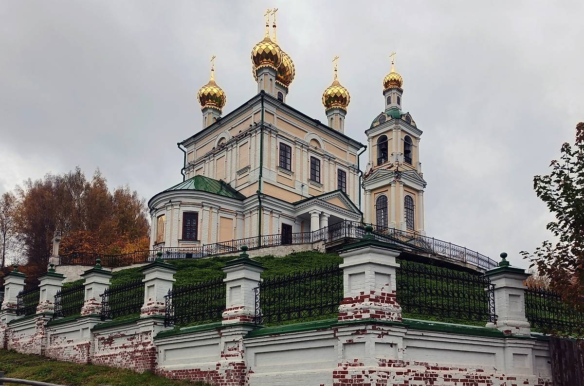 фасады. Церковь Воскресения Христова, Плёс (Приволжский район, Ивановская область)