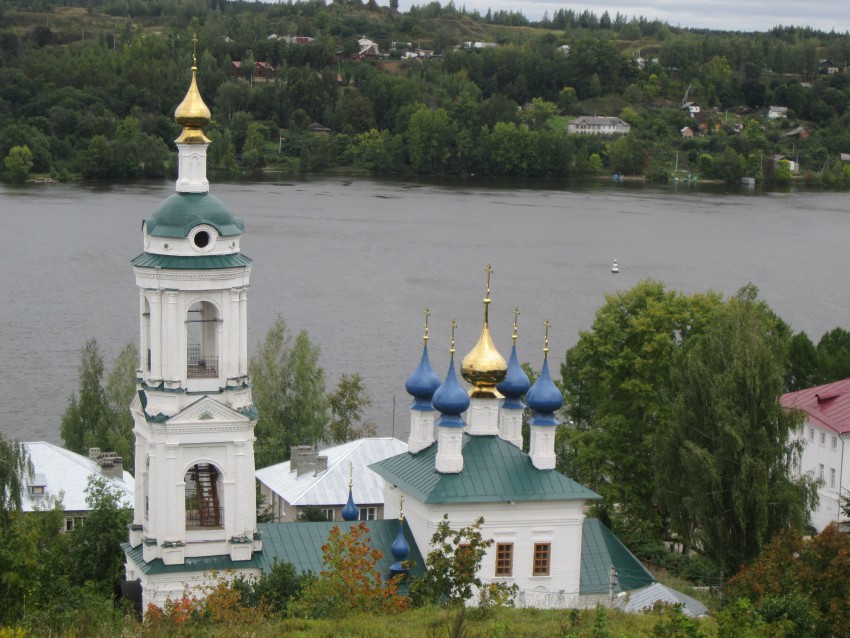 Церковь Варвары великомученицы, Плёс (Приволжский район, Ивановская область). фасады