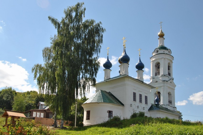 Плёс. Церковь Варвары великомученицы. фасады