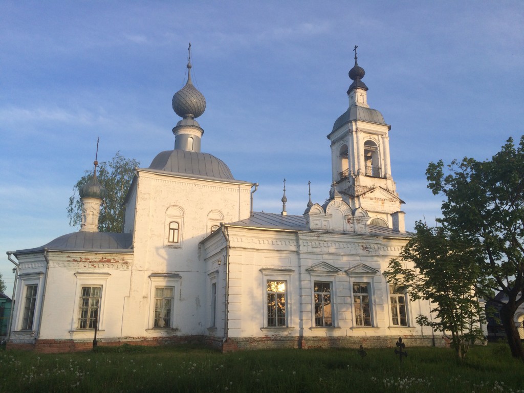 Толпыгино. Церковь Воскресения Словущего. фасады