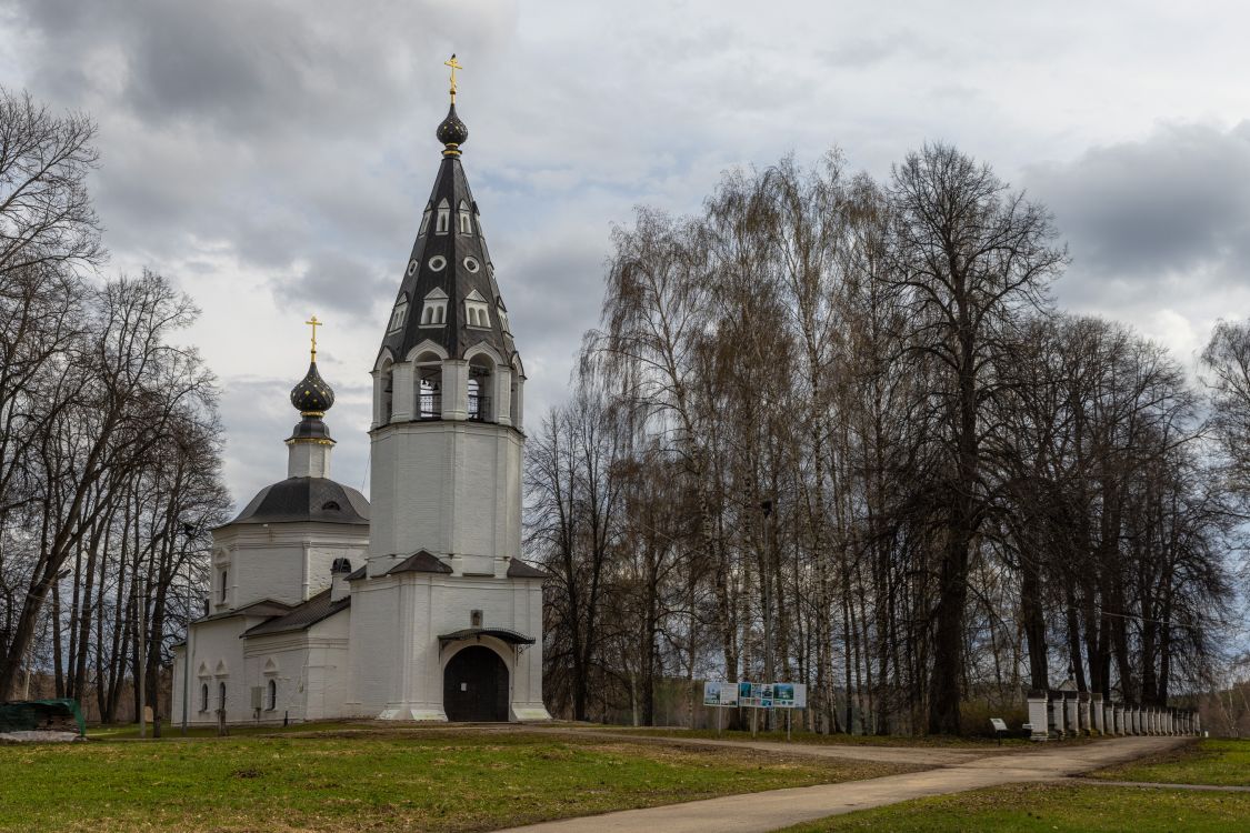 Плёс. Собор Успения Пресвятой Богородицы. фасады