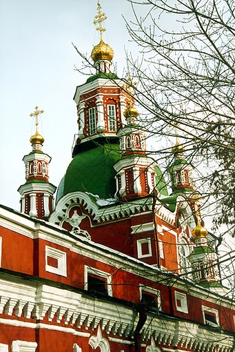 Красноярск. Кафедральный собор Покрова Пресвятой Богородицы. архитектурные детали