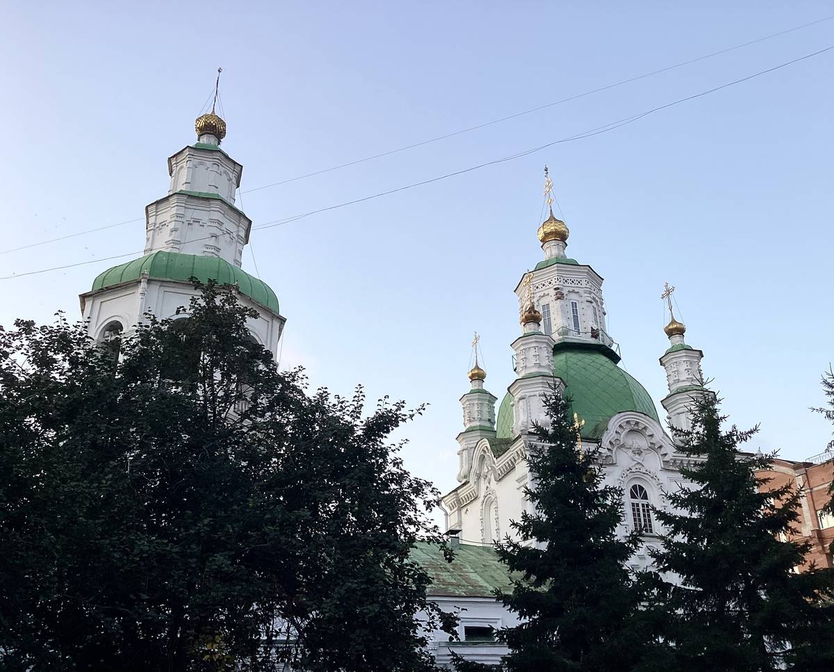 Вид с юго-запада, архитектурные детали. Кафедральный собор Покрова Пресвятой Богородицы, Красноярск (Красноярск, город, Красноярский край)