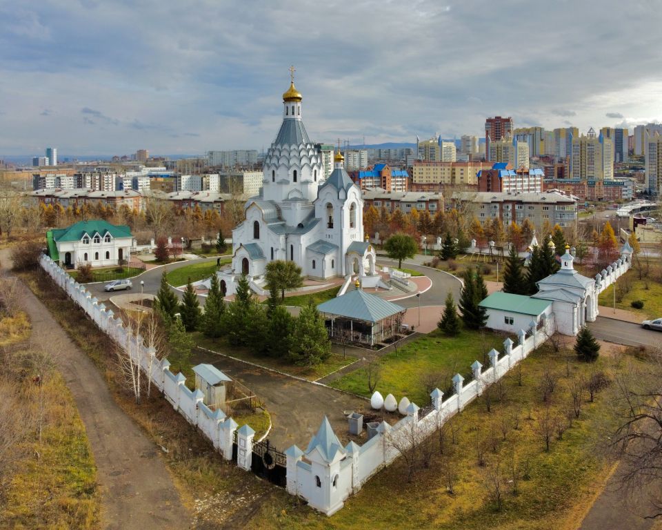 Церковь Чуда Михаила Архангела в Хонех, Красноярск (Красноярск, город, Красноярский край). общий вид в ландшафте, Вся территория вид с СЗ