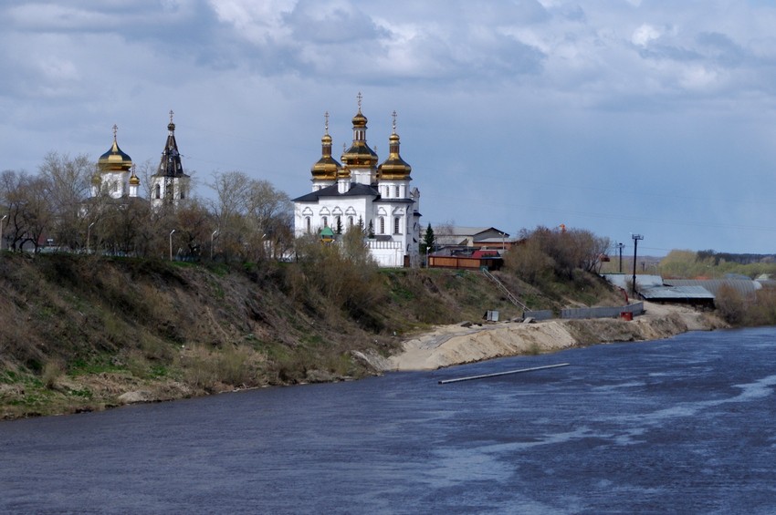 Тюмень. Троицкий монастырь. фасады