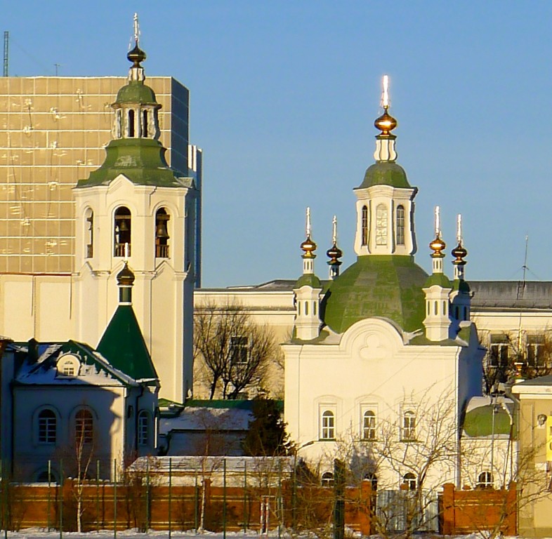 Тюмень. Церковь Воздвижения Креста Господня. фасады