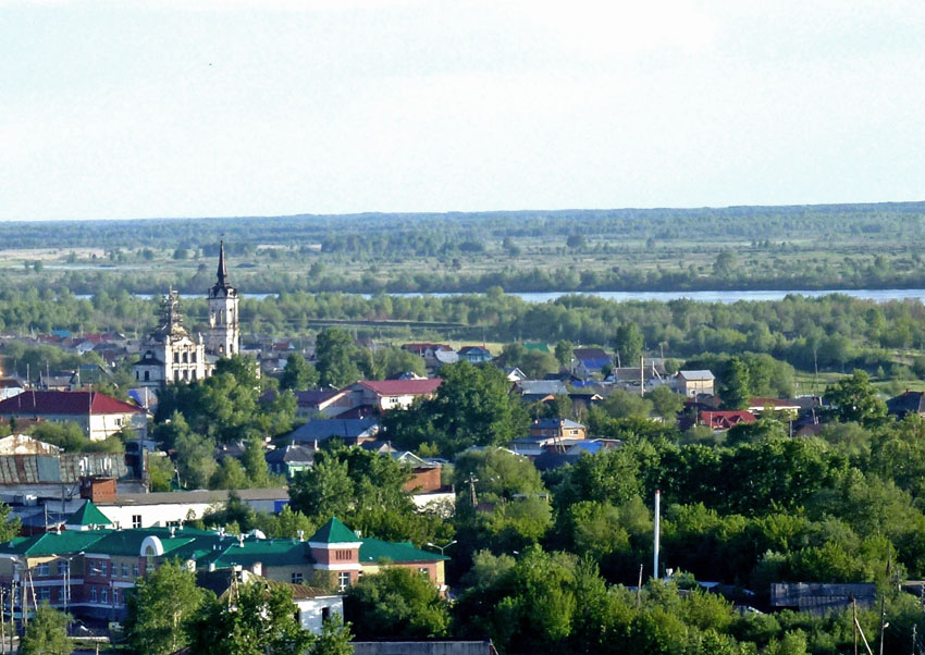 Тобольск. Церковь Воздвижения Креста Господня. общий вид в ландшафте