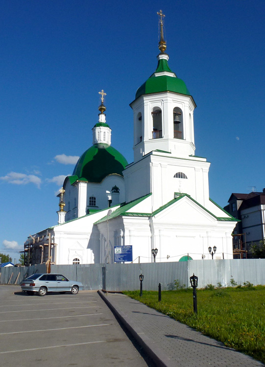 Тобольск. Церковь Петра и Павла. фасады
