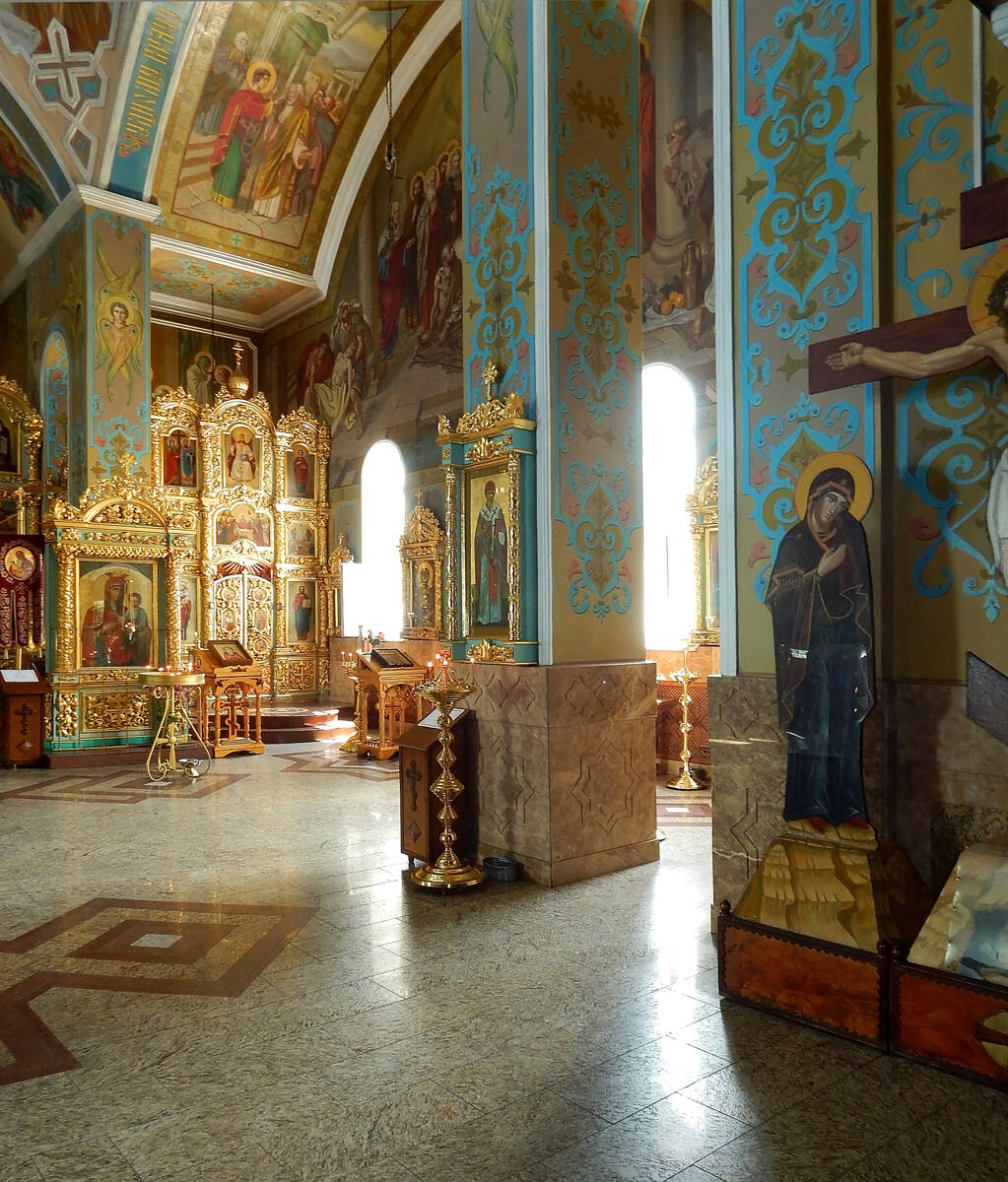 Церковь Воздвижения Креста Господня, Кисловодск (Кисловодск, город, Ставропольский край). интерьер и убранство