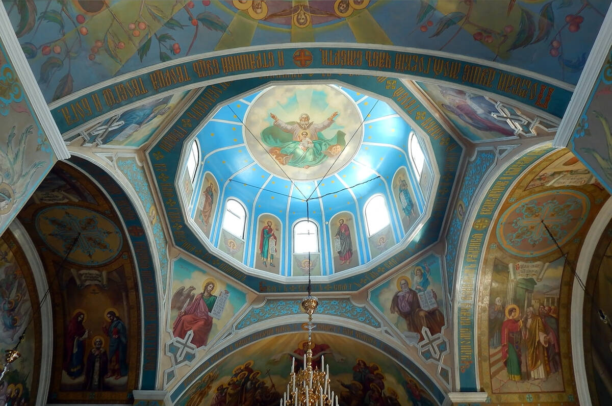 Церковь Воздвижения Креста Господня, Кисловодск (Кисловодск, город, Ставропольский край). интерьер и убранство