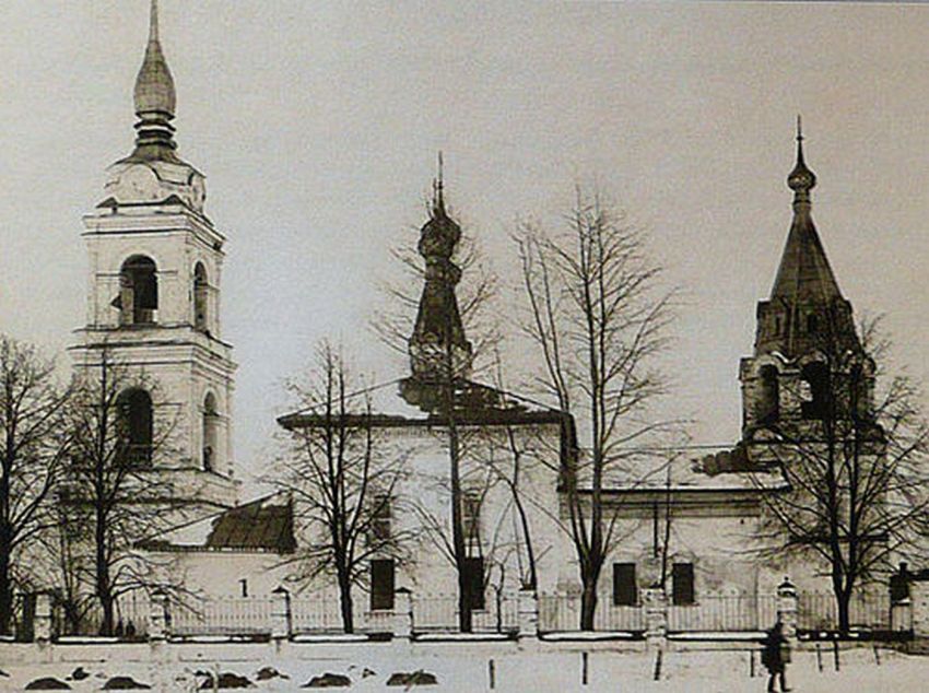 Церковь Владимирской иконы Божией Матери (Владимирского прихода) на Божедомке, Ярославль (Ярославль, город, Ярославская область). архивная фотография, 1920-е годы.. http://www.etoretro.ru/pic16956.htm