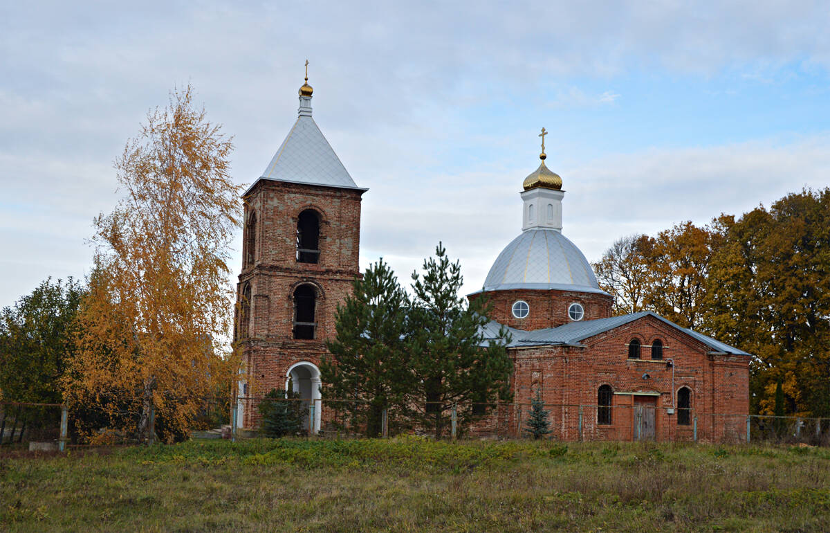 Церковь Михаила Архангела, Ищеино (Краснинский район, Липецкая область). фасады