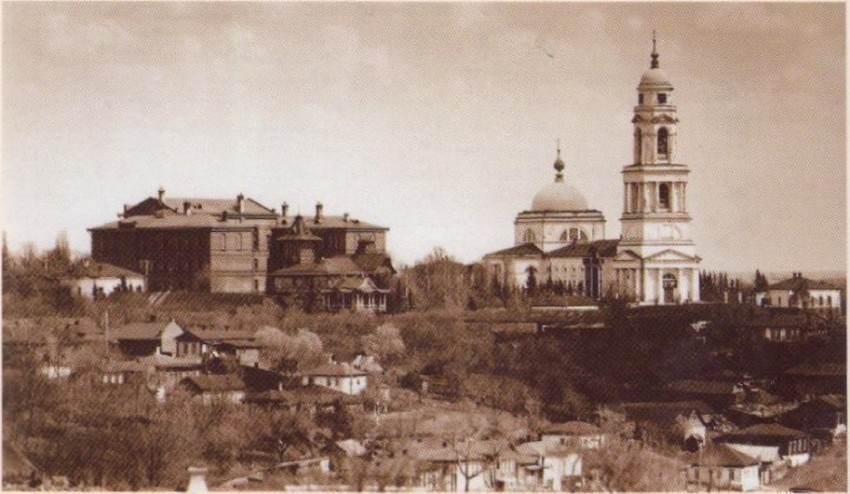 Кафедральный собор Рождества Христова, Липецк (Липецк, город, Липецкая область). архивная фотография, источник: источник: Храмы и монастыри Липецкой и Елецкой епархии. Липецк. Авторы: А.Клоков, А.Найденов.