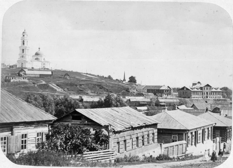 Кафедральный собор Рождества Христова, Липецк (Липецк, город, Липецкая область). архивная фотография, В левом верхнем углу Христорождественский собор