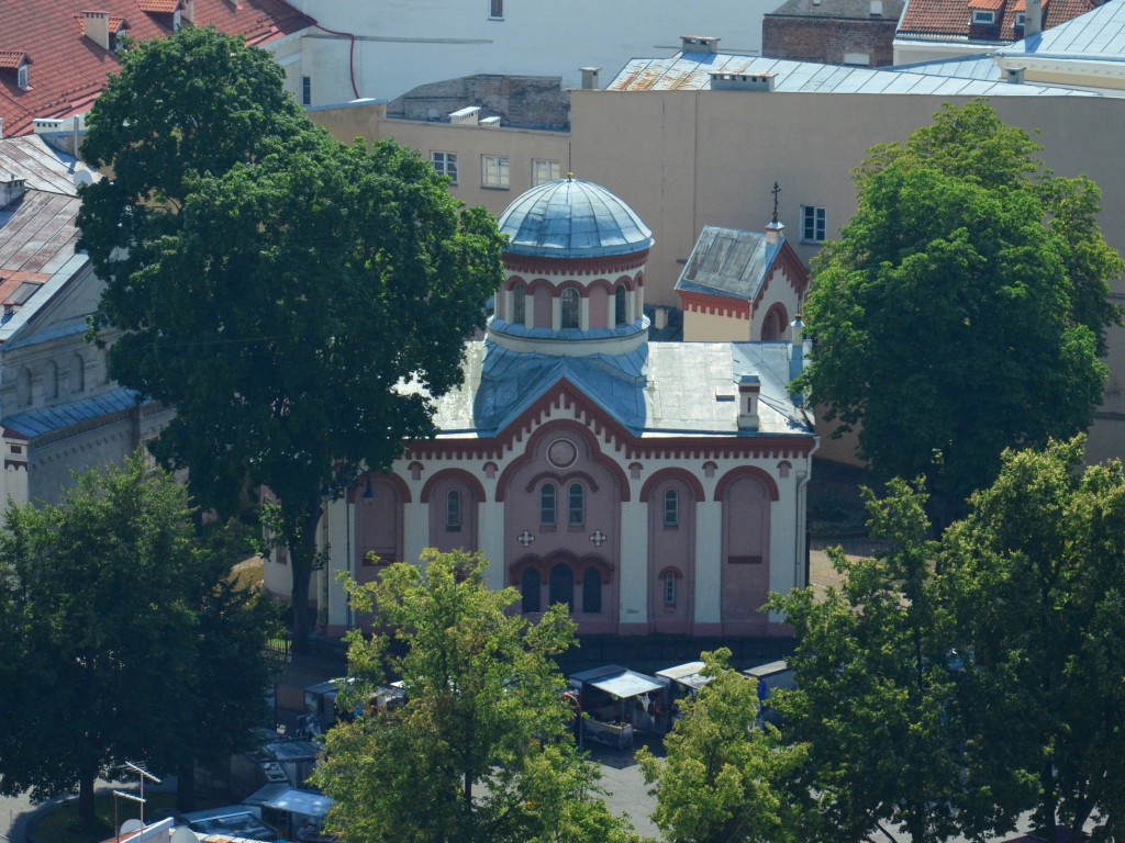 Церковь Параскевы Пятницы, Вильнюс (Вильнюсский уезд, Литва). общий вид в ландшафте, Вид с колокольни костела Святых Иоаннов