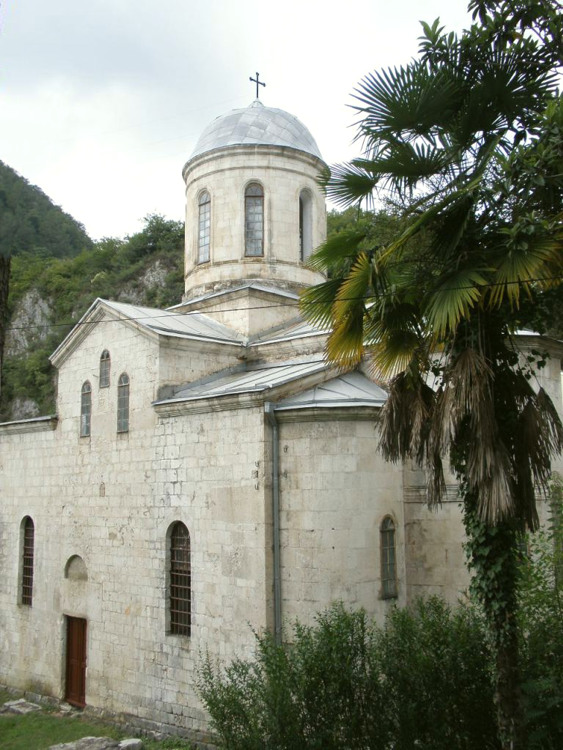 Новый Афон. Церковь Симона Кананита. фасады, Вид с юго-востока