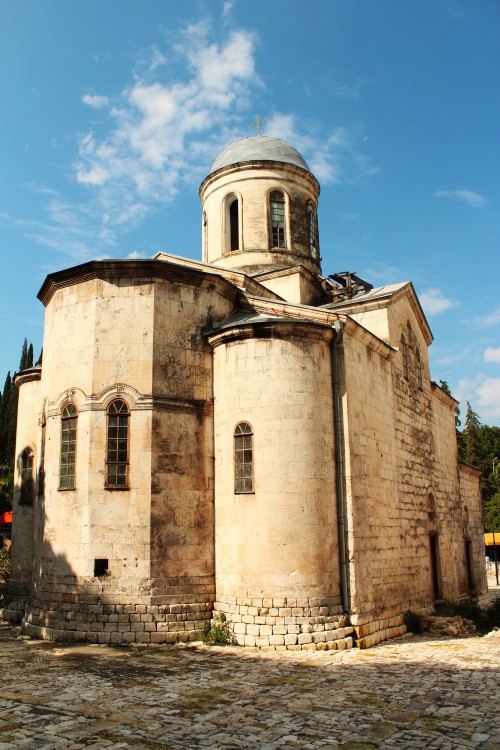 Новый Афон. Церковь Симона Кананита. фасады, Вид с северо-востока