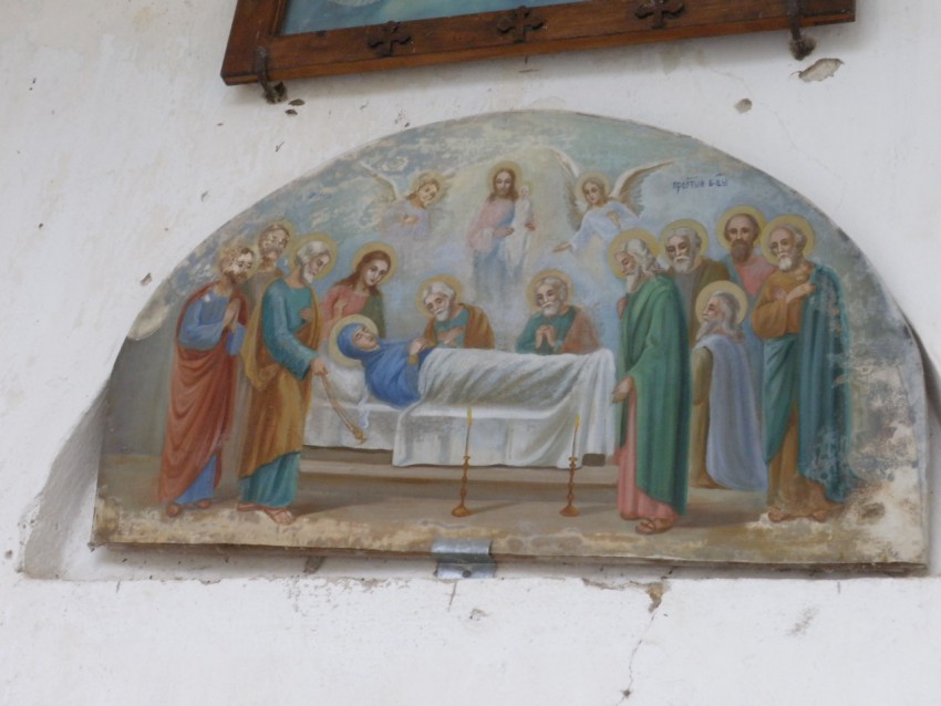 Церковь Успения Пресвятой Богородицы, Лыхны (Абхазия, Прочие страны). интерьер и убранство, Изображение над входом в храм