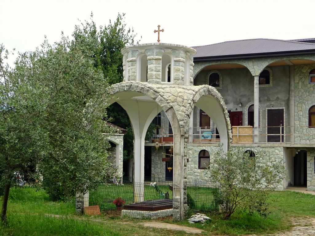 Церковь Успения Пресвятой Богородицы, Лыхны (Абхазия, Прочие страны). дополнительная информация