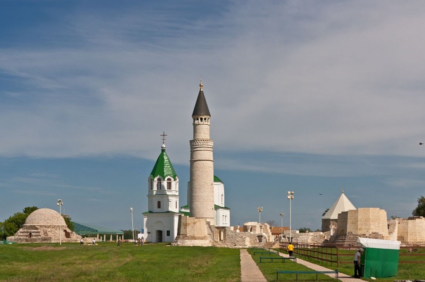 Болгар. Комплекс быв. Успенского монастыря на городище Булгар. фасады