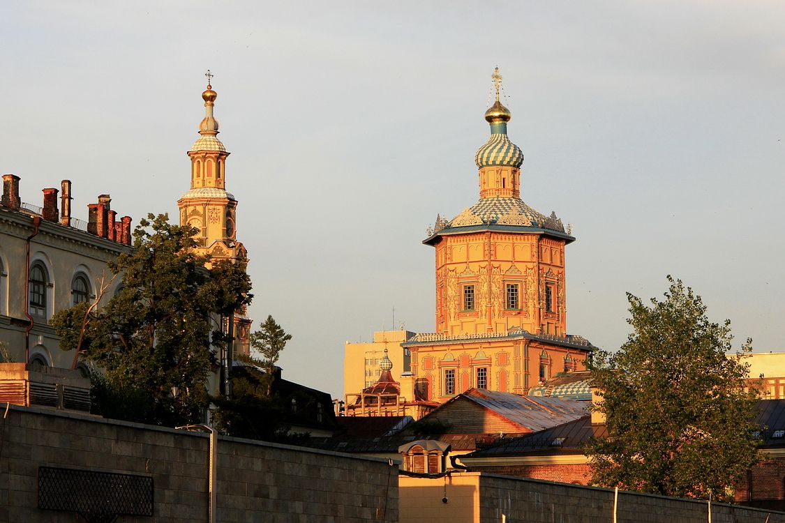 Вахитовский район. Собор Петра и Павла. фасады