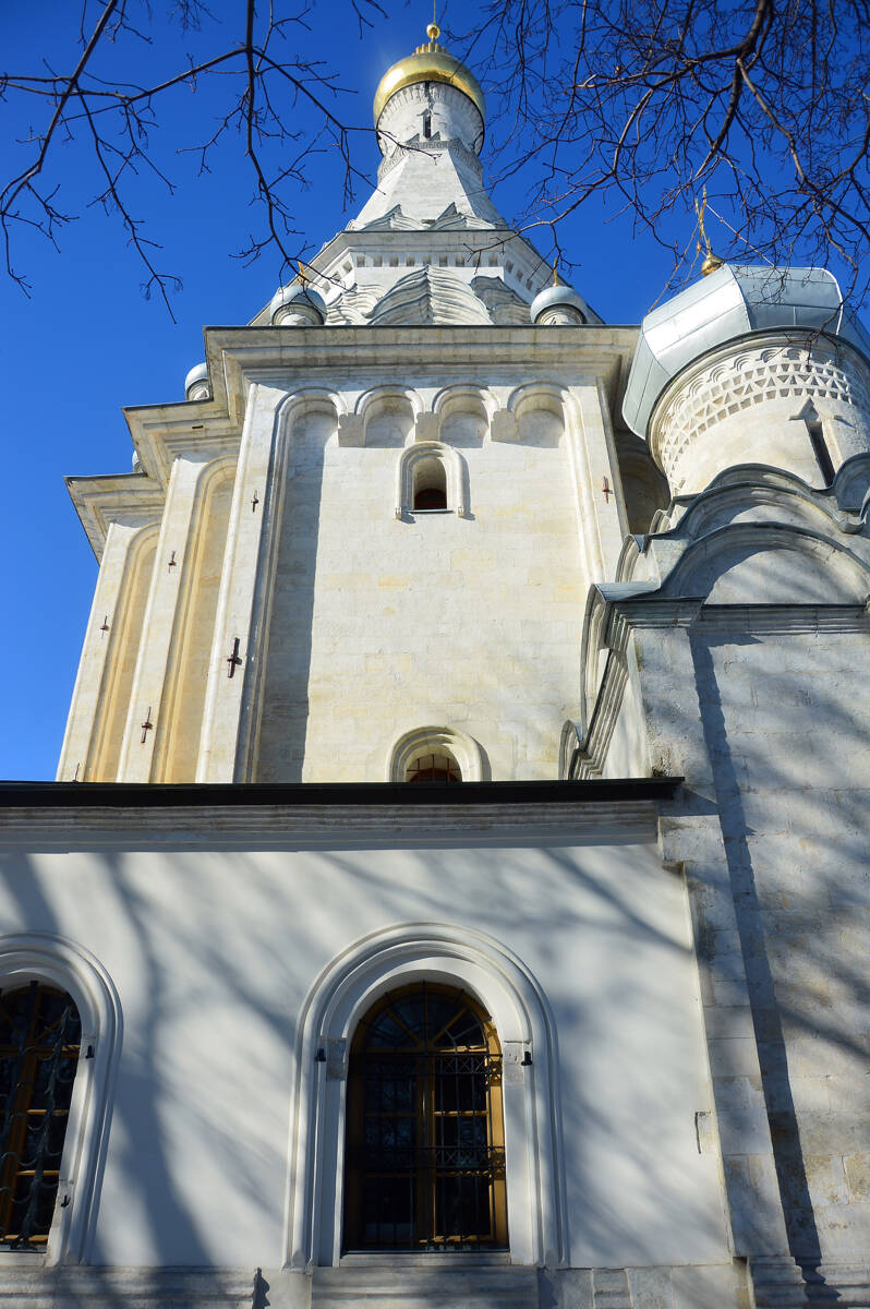 Церковь Преображения Господня, Остров (Ленинский городской округ, Московская область). архитектурные детали