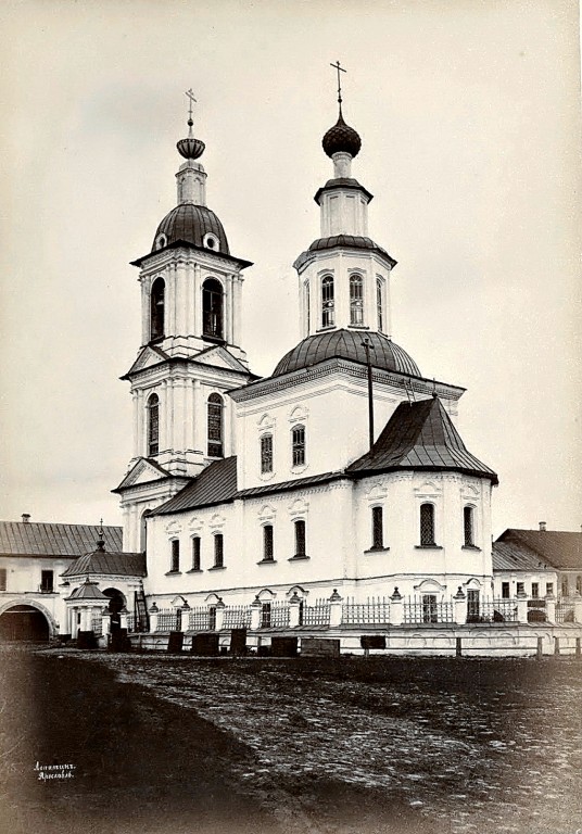 Церковь Казанской иконы Божией Матери, Углич (Угличский район, Ярославская область). архивная фотография, 1880 год. фото с https://pastvu.com/p/340901 Автор:Лопатин