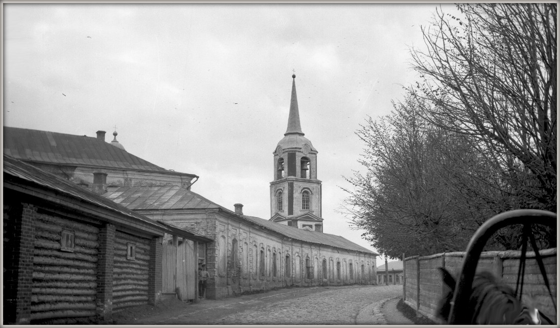Вязьма. Церковь Петра и Павла. архивная фотография, 1910-1917 год с сайта http://www.vyazmablago.ru