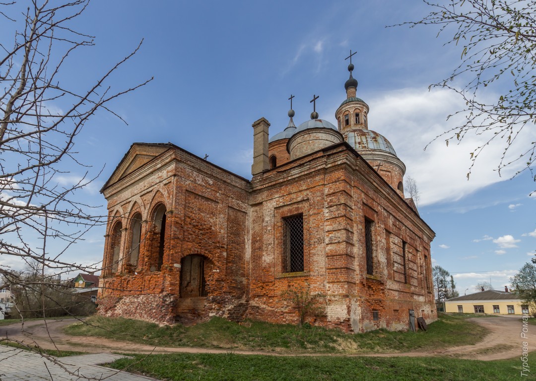 Вязьма. Церковь Петра и Павла. фасады