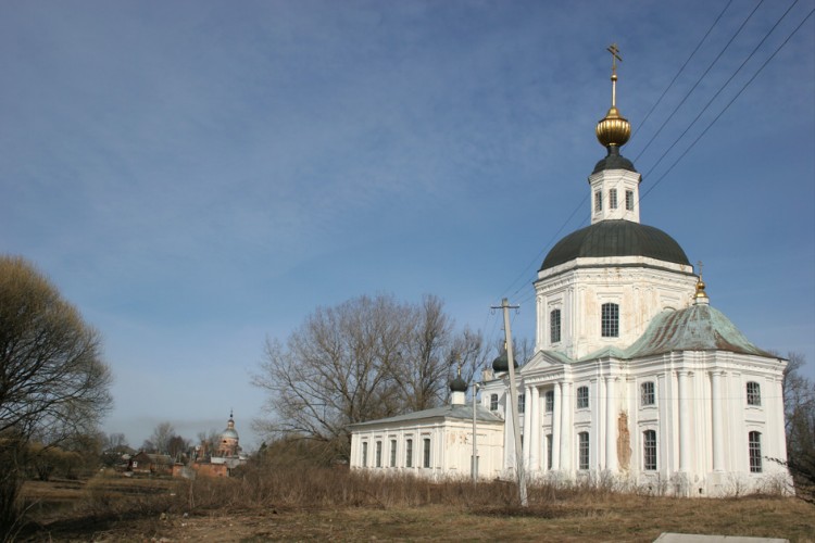 Вязьма. Церковь Рождества Пресвятой Богородицы. фасады