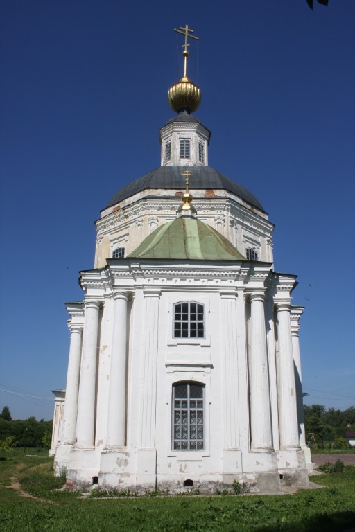 Вязьма. Церковь Рождества Пресвятой Богородицы. фасады