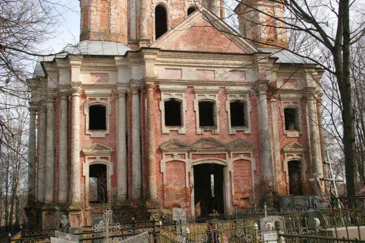 Церковь Владимирской иконы Божией Матери, Вязьма (Вяземский район, Смоленская область). архитектурные детали