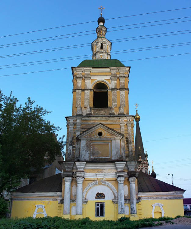 Церковь Николая Чудотворца (Нижне-Никольская), Смоленск (Смоленск, город, Смоленская область). архитектурные детали, Колокольня. Восточный фасад