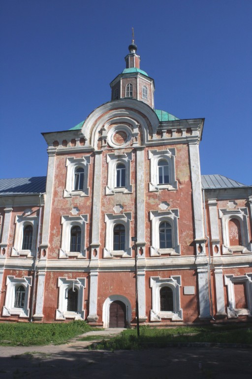 Смоленск. Церковь Николая Чудотворца (Нижне-Никольская). фасады