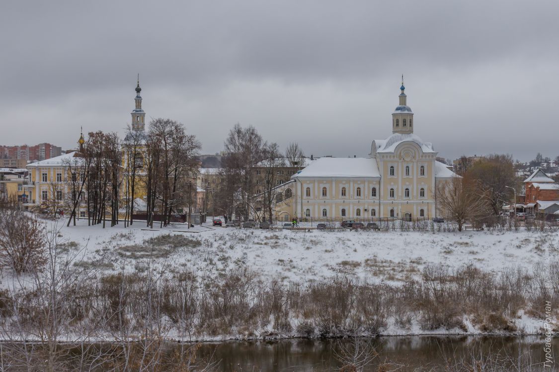 Церковь Николая Чудотворца (Нижне-Никольская), Смоленск (Смоленск, город, Смоленская область). фасады, Вид с юга с правого берега Днепра