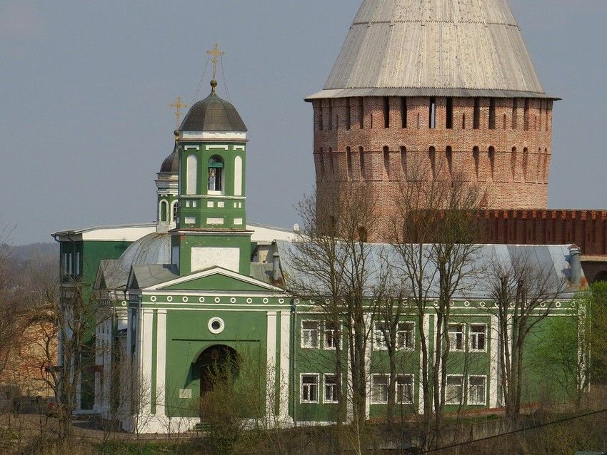 Церковь Покрова Пресвятой Богородицы при Духовной семинарии, Смоленск (Смоленск, город, Смоленская область). фасады